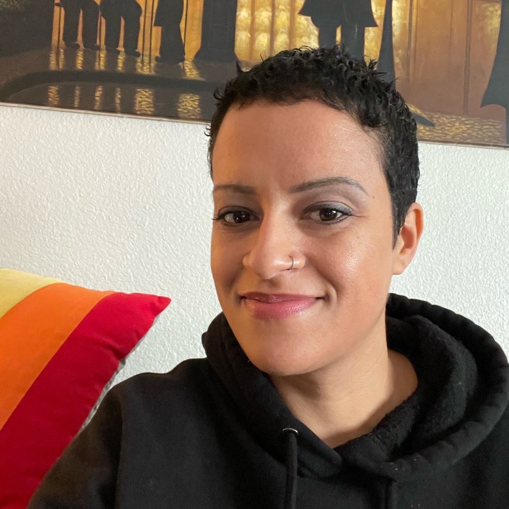 Meet your Posher, Mari